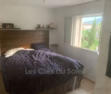 Location appartement 3 pièces 55 m² Sainte-Maxime - Photo 2