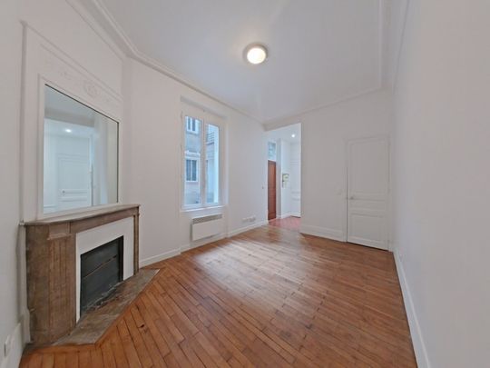 STUDIO A LOUER - NEUILLY SUR SEINE - 20.06 m - 875 € - Photo 1