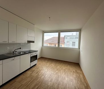 2.5-Zimmer-Maisonette-Wohnung mit 45m2 Dachterrasse - Photo 5