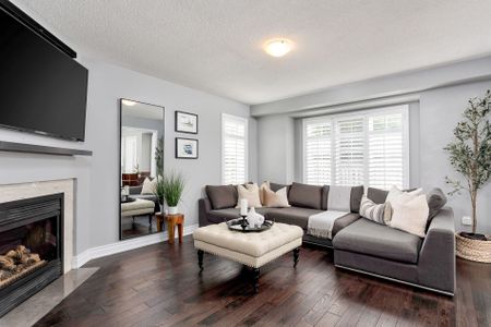 For Lease - 1359 Ridgebank Drive, Oakville, Ontario - Photo 3