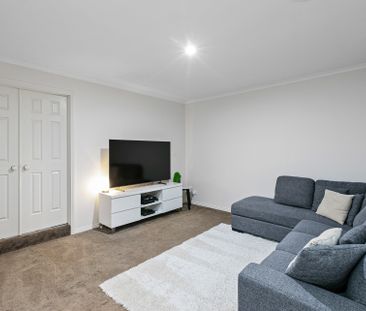 9 Cations Court, Altona Meadows VIC 3028 - House For Rent | Domain - Photo 5