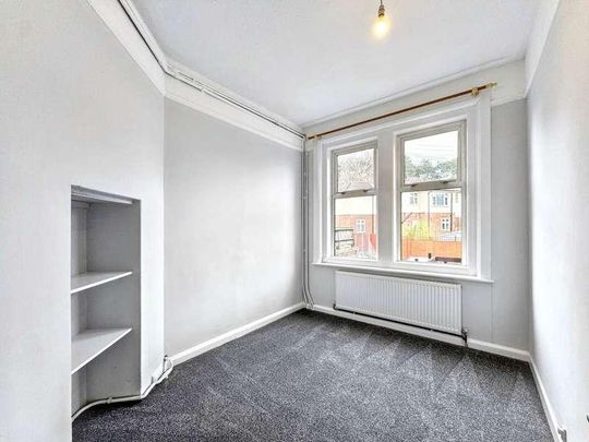 Bank Chambers, Penn Hill, Bh, Fully Refurbished Apartment, BH14 - Photo 1