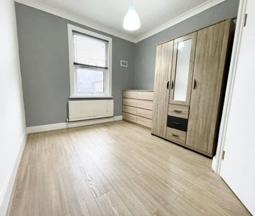 4 bedroom terraced house to rent - Photo 4