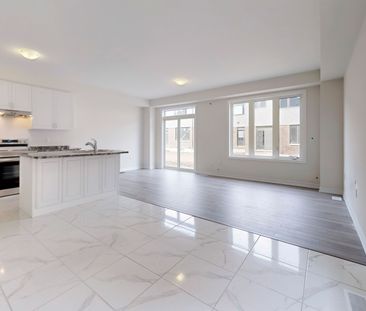 For Lease - 15 Prudhoe Terrace, Barrie, Ontario - Photo 4