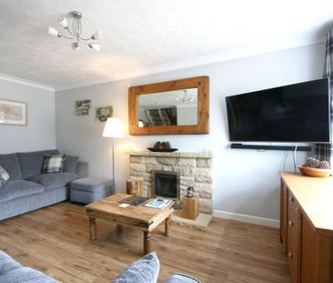 3 bedroom semi-detached house to rent - Photo 1