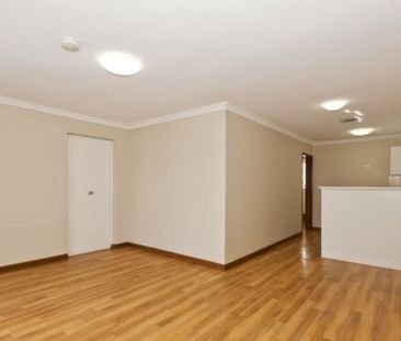 The Cozy Abode! - Photo 3
