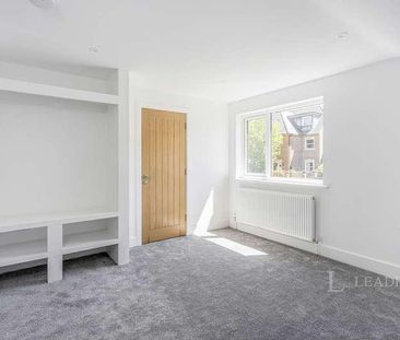 Queens Road, Haywards Heath, West Sussex, RH16 - Photo 5