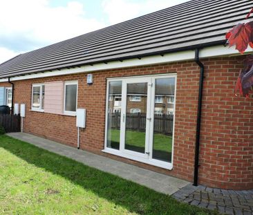 2 bedroom semi-detached bungalow to rent - Photo 5