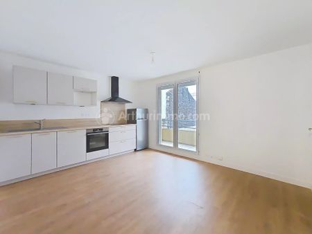 Location Appartement 2 pièces 35m² CLERMONT FERRAND 63000 - Photo 2