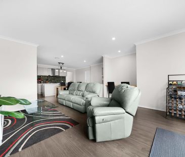 Stylish Charlemont Rise Home Close to Shopping & Coast - Photo 1