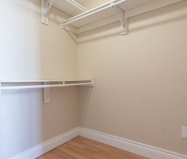 798 Richmond Street West - Photo 4