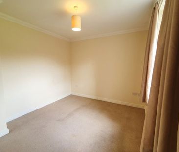 Apartment in Cherry Lane, Parkland Village - Photo 4