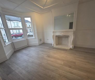 6 bedroom house of multiple occupation to rent - Photo 3