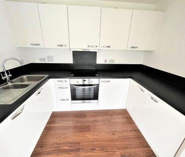 3 bedroom apartment to rent - Photo 1