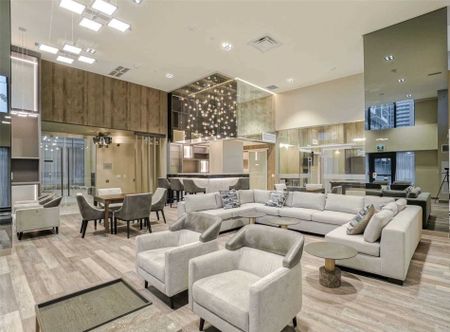 For Lease - 75 Oneida Crescent Unit# 1402, Richmond Hill, Ontario - Photo 3