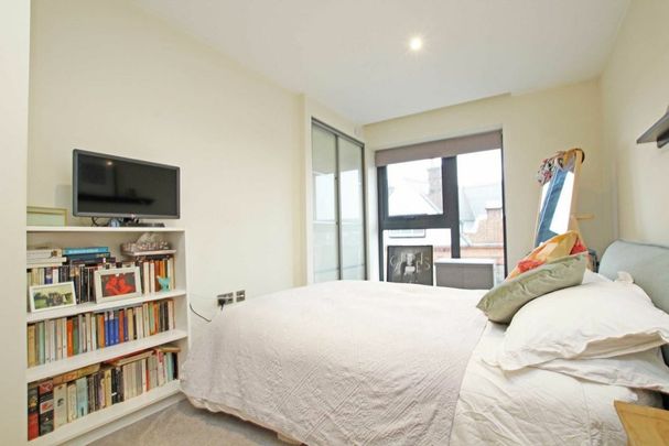 Heath Road, TW1, London - Photo 1