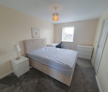 Over Drive, Patchway - Photo 4