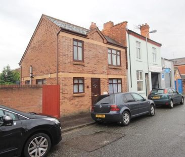 2 bedroom detached house to rent - Photo 3