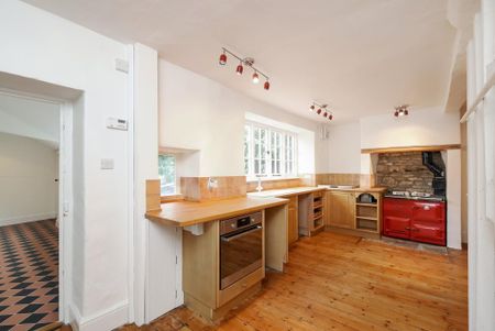 4 bedroom terraced house to rent - Photo 5