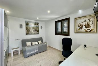 Playa del Inglés, Canary Islands 35100