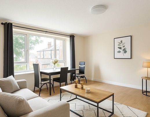 Macfarlane Road, London - Photo 1