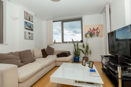 2 bedroom serviced apartment to rent - Photo 3