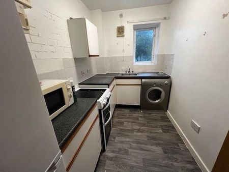 1 bedroom flat to rent - Photo 3