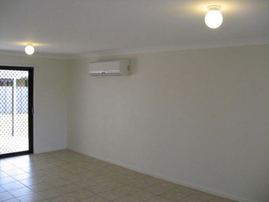 8 Tobruk Crescent - Photo 1