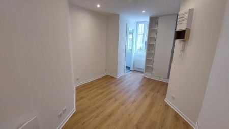 location Appartement T1 DE 17.15m² À PARIS - Photo 2