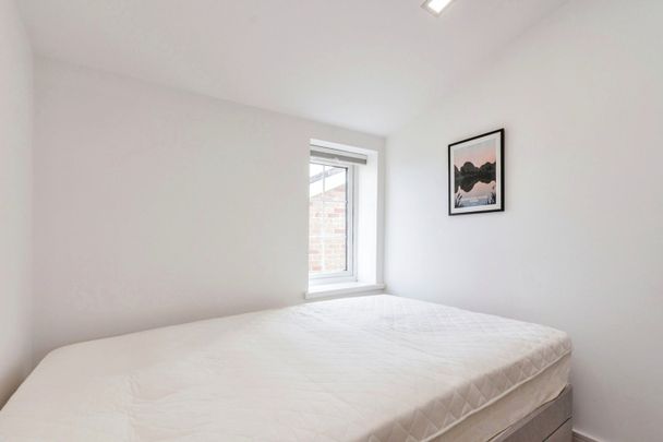 2 Bed Flat, Finsbury Road, N22 - Photo 1