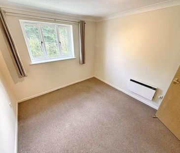 Rena Hobson Court, Tiverton, EX16 - Photo 2