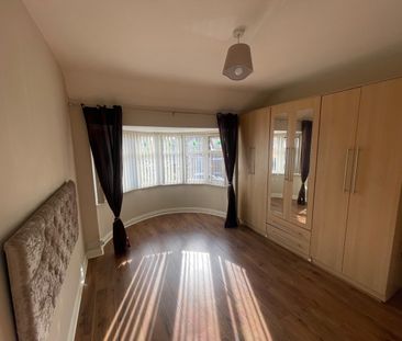 3 Bed Semi-Detached House, Heathmere Avenue, B25 - Photo 5