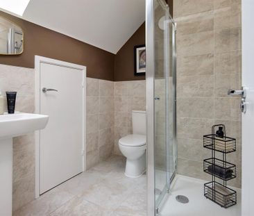 3 bedroom semi-detached house to rent - Photo 5