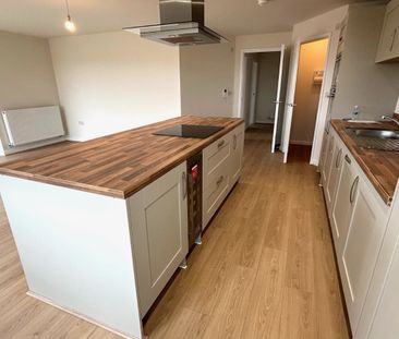 2 bedroom apartment to rent - Photo 2