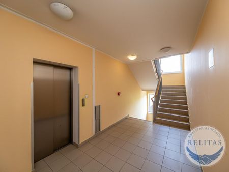Pronájem bytu 1+kk 31 m2 - Photo 3