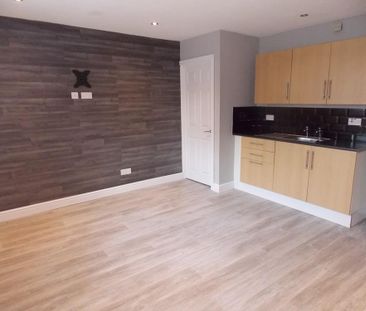 2 bed flat to rent on Ilkeston, Market Street, DE7 - Photo 5