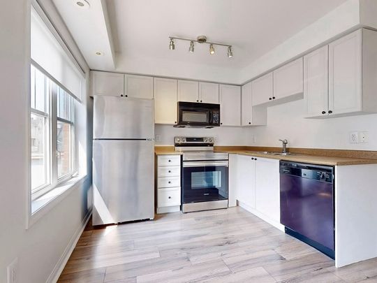 For Lease - 595 Dundas Street Unit# 2, Mississauga, Ontario - Photo 1