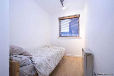 3 bedroom property to rent in London - Photo 4