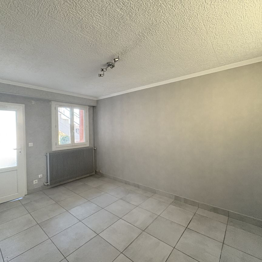 Location Appartement 1 pièce 24m² VILLEBON SUR YVETTE 91140 - Photo 1