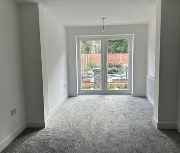 Room in a Shared House, Cliveden Avenue, B42 - Photo 2