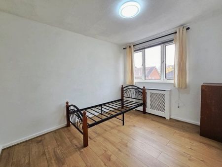 Victoria Road, Plaistow, E13, Property for rent - Photo 5