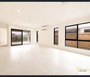 Thrive on the Southside In This BRAND NEW Home with 10.56KW Solar!! - Photo 1