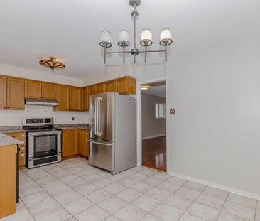 For Lease - 272 Vintage Gate, Brampton, Ontario - Photo 5