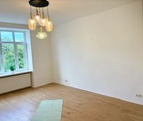 Helle, 2 Zimmer 45qm Wohnung, Kempelengasse, 10. BK. - Photo 2