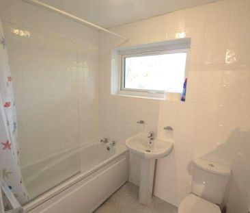 Beech Farm Drive, Macclesfield, SK10 - Photo 5