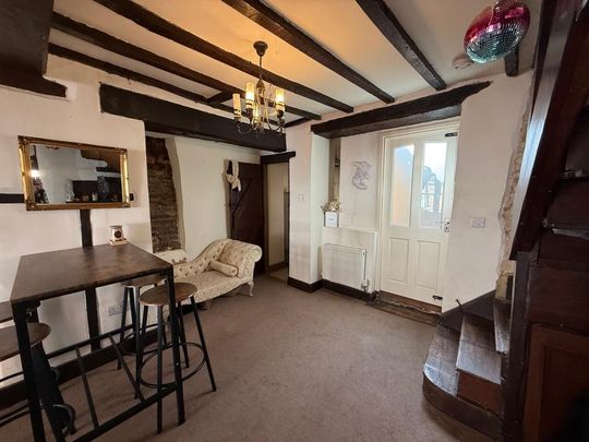 2 bedroom terraced house to rent - Photo 1