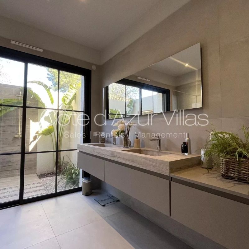 Villa Ravena - Photo 1