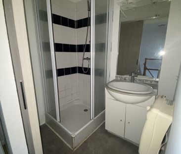 Location Appartement 2 pièces 38m² DOUAI 59500 - Photo 2