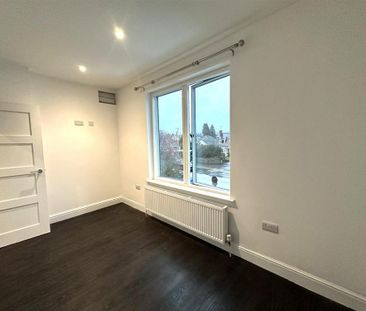 3 bedroom maisonette to rent - Photo 3