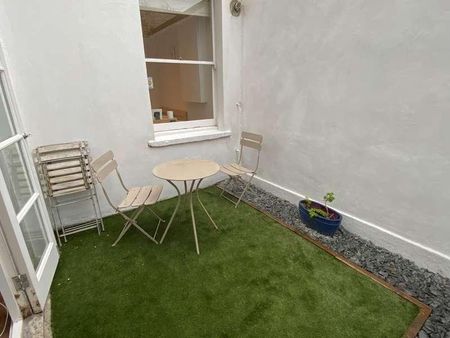 Clapham Manor St, London, SW4 - Photo 5